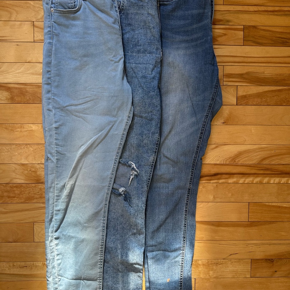 Bundle of jeans size 11